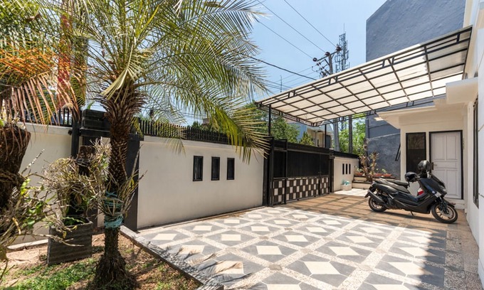 Panakkukang Hotel | RedDoorz @ Pengayoman Panakkukang 3