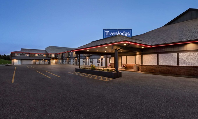 Brandon Hotel | Travelodge by Wyndham Brandon