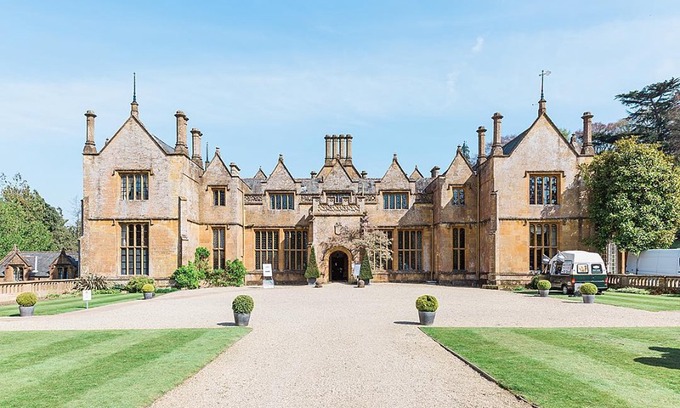 Ilminster Hotel | Dillington House