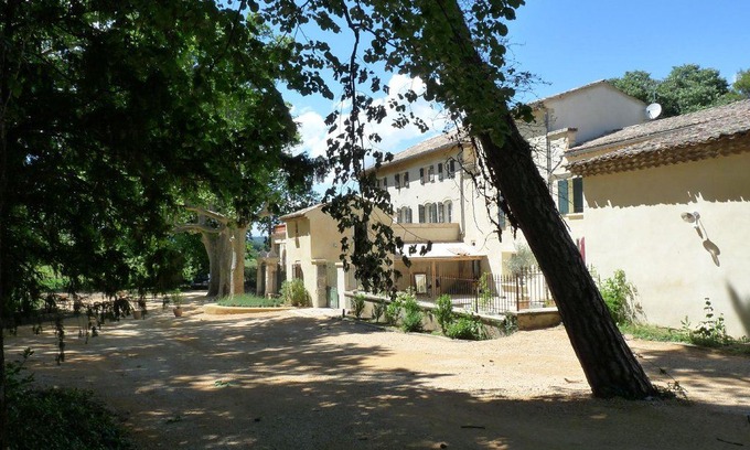 Pont-Saint-Esprit Hotel | Le Domaine de l'Osage