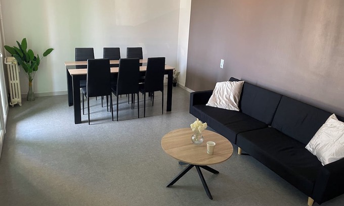 Saint-Charles Apartment | Grand Appartement Saint Charles