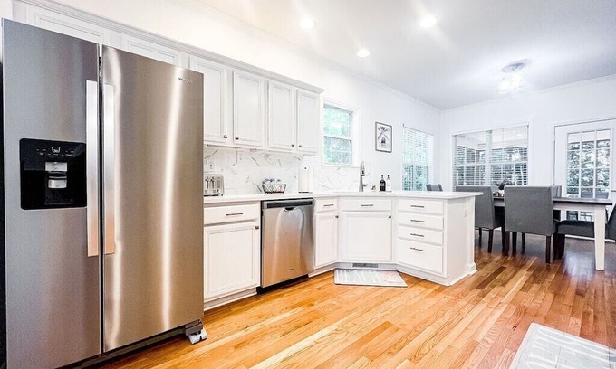 Ogden House | Tranquil Haven: Spacious Retreat for 16+ w/Games
