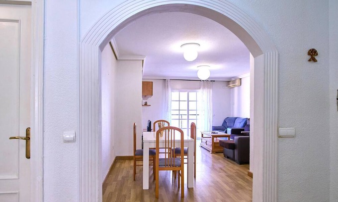 Almeria Apartment | This practical apartment with balcony is located in the city center of Almeria.