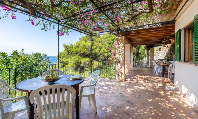 Alconasser House | Beautiful, very private finca with astonishing sea views.