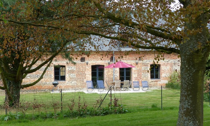 Cottevrard House | Former stables of the Château de Grosmesnil