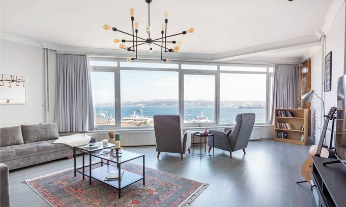 Kabatas Apartment | EXCLUSIVE SEA VIEW -BOSPHORUS HOME AT BEYOGLU