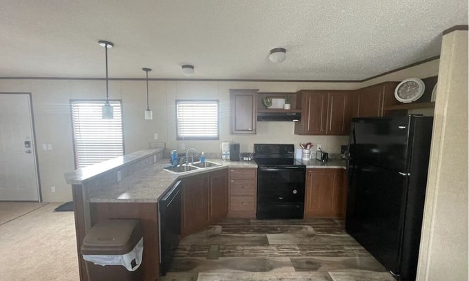 Warren House | Welcoming Warren Home for 4!