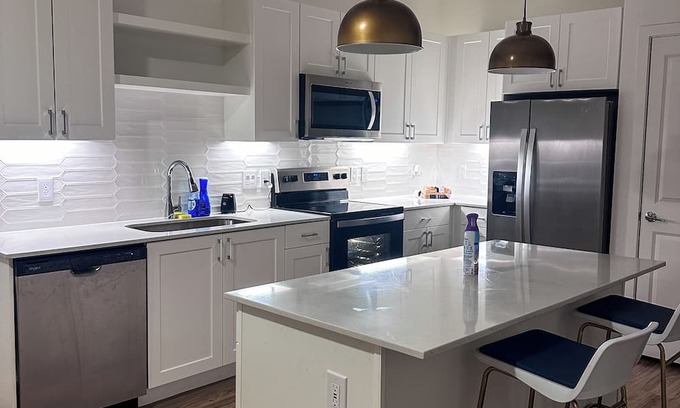 McNeil Apartment | Cozy Austin Hideaway