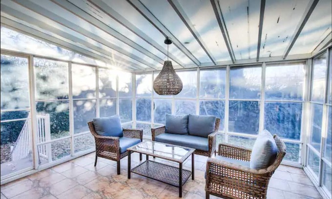 Candiac House | Style & confort by Montreal -New - 3 BR Bungalow