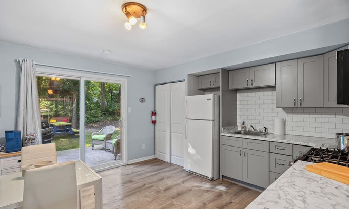 Michigan City Apartment | This 3 bedroom, 2 bathroom home is in a scenic area but closes to Indiana Dunes National Park.