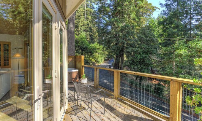 Anchor Bay House | Charming Coastal Bungalow, Hot Tub!