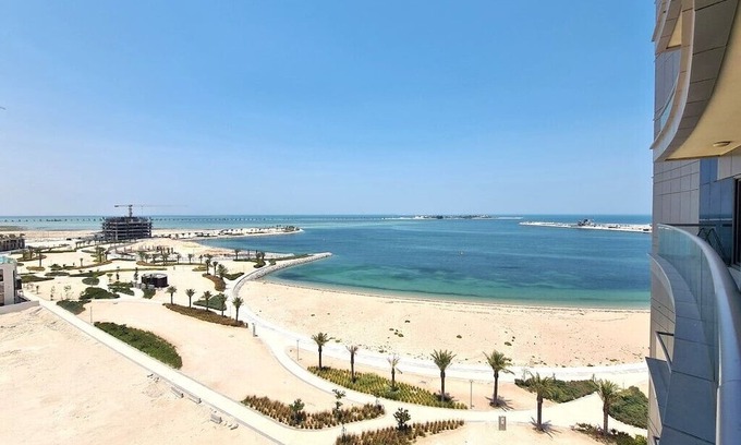 Lusail Apartment | Beachfront 2BHK Apartment With All Facilities