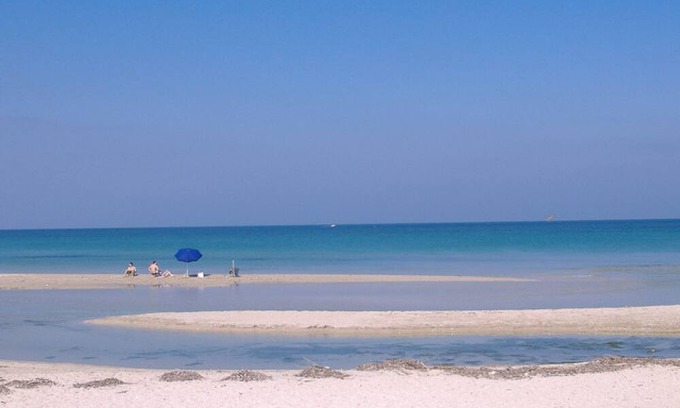 Torre Chianca Apartment | Apartment For 2 - 4 People Just 100m From the Sandy Sea