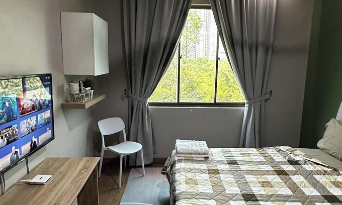 Cyberjaya House | Self Check in Homestay Room 3A, Y5 Netflix Parking Coway