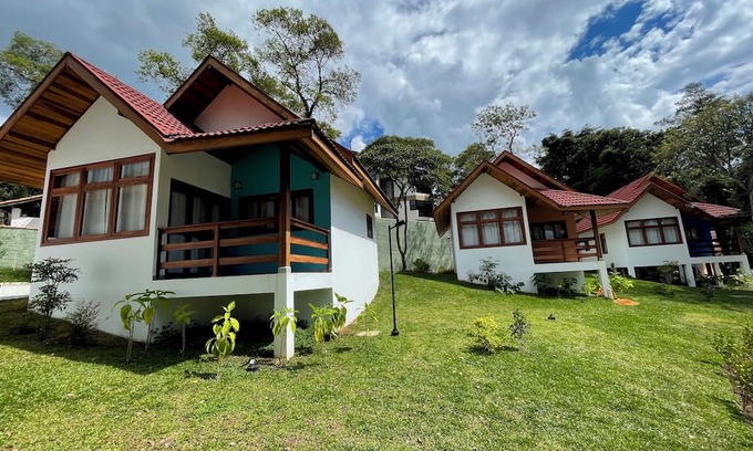 Monte Verde Ski Chalet | Chalé Lindo e Aconchegante em Monte Verde, Localizado na Avenida Principal
