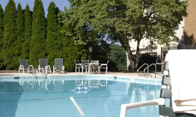 Rockville House | Classy Suite near I-270, Ideal for Business and Leisure Travel