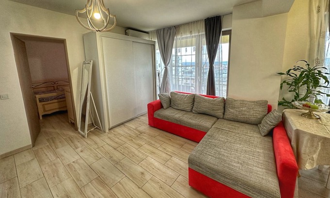 Craiova Apartment | Apartment with Panoramic Balcony - Promenada Mall