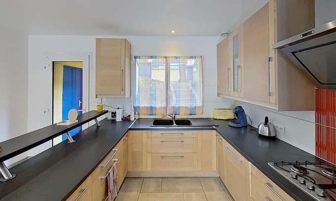 Velizy-Villacoublay House | House 2 steps from the forest - 30 minutes from Versailles