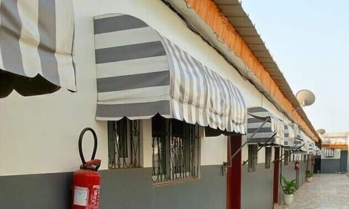 Yamoussoukro Apartment | Appartement Haut Standing - Climatisation Proche Stade et Inp-hb