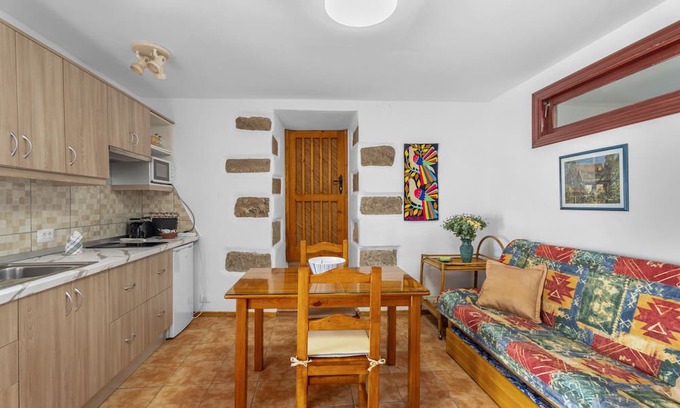 Vallehermoso Apartment | Apartment 'Telégrafos' with Mountain View, Private Terrace and Wi-Fi