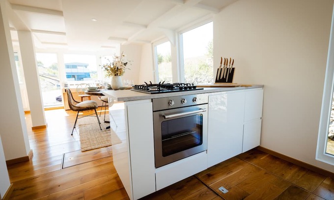 Golzheim Apartment | Houseboat for 4 guests with 75m² in Düsseldorf (246309)