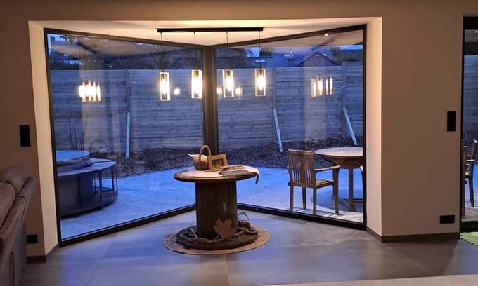 Isnes House | Homerez - Spacious house for 4 ppl. with sauna, jacuzzi and terrace at Gembloux