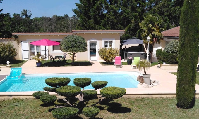 Saint-Bardoux Cabin | Gîte Naturiste Drôme Avec Séjours Bien-être : le Calme en Pleine Nature !