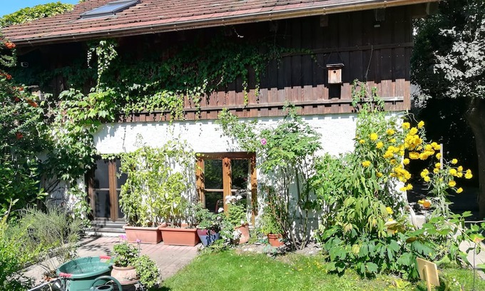 Ravensburg House | Ferienhäusle in Ravensburg Nahe Bodensee, Ruhige Lage im Grünen mit Terrasse