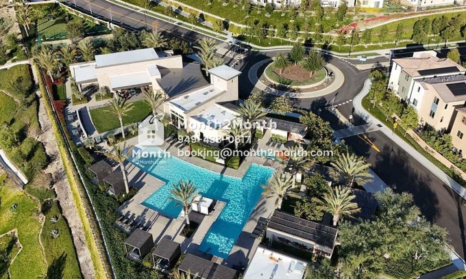Lake Forest House | Vista Views on Siena #41565