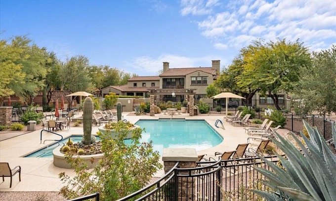 Talon Retreat Condo | This two-bedroom Condo is great for a longer business trip and family Visits.