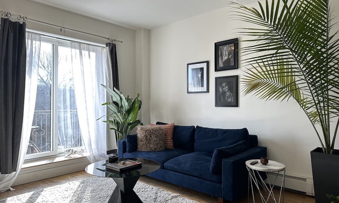 Broadway Triangle Apartment | Sunny 1 bed for rent in 1500sf Home. Balcony, Private bath, 20min to the city!