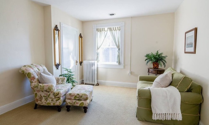 Port Deposit House | This house is a 3 bedroom(s), 1.5 bathrooms, located in Port Deposit, MD.