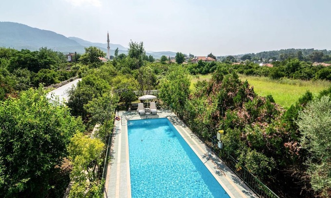 Koycegiz Villa | Dreamy Duplex Villa w Pool, Garden, BBQ in Mugla