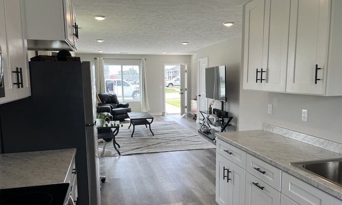 Fremont House | 2 bed, 1 office near Splash Station, Lakes, and Midland University