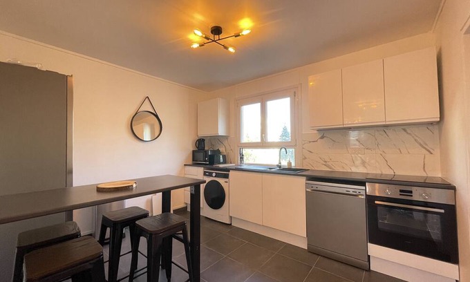 Nord - Gare Apartment | Le Barry Gare - Spacieux - Élégant - Rêve Au Mans