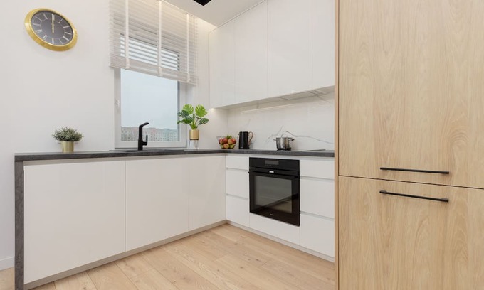 Bielany Apartment | Loft Apartment With Parking by Renters