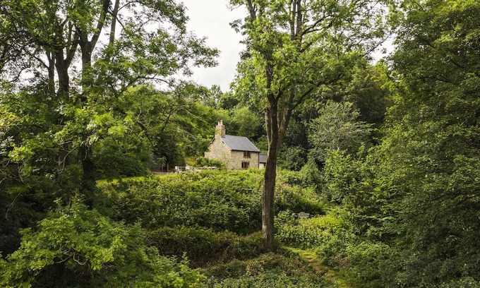 Westbrook Court Cottage | Cabalva Mill Cottage - total privacy and views over the River Wye
