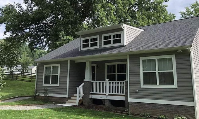 Stafford House | Cozy Home in quiet neighborhood. Dog friendly, with fenced backyard.