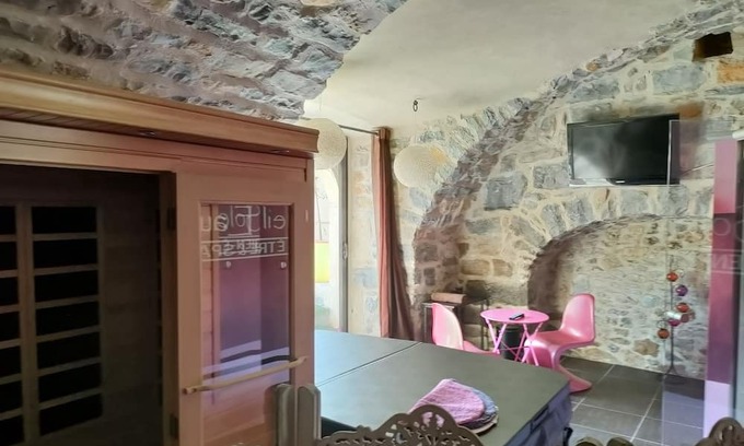 Mostuejouls Apartment | Gorge du Tarn Millau Gite Prestige Soleileau spa Sauna Hammam