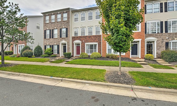 Charlotte House | House Near Carowinds & Uptown!