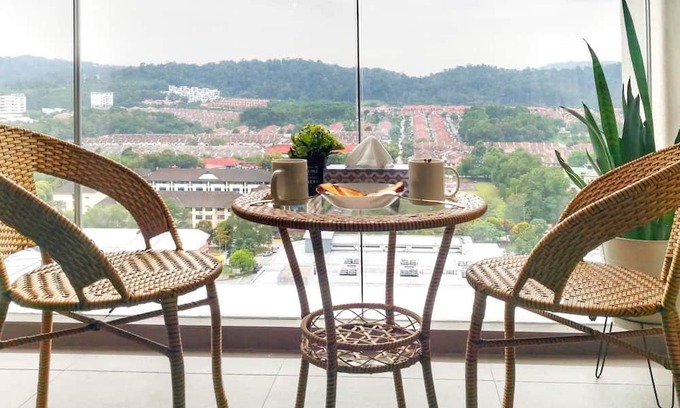 Bandar Kinrara Apartment | Comfy Apt at Ten Kinrara - Pavilion BukitJalil/IOI Mall/Near Sunway Lagoon -LRT