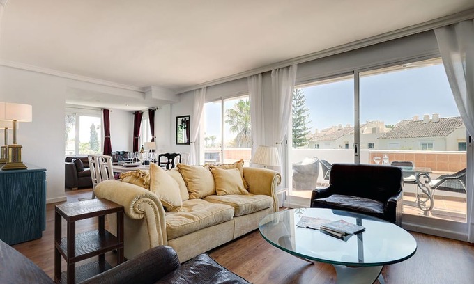 New Golden Mile Condo | Penthouse With Vast Indoor/Outdoor Areas. Breathking sea and Mountain Views