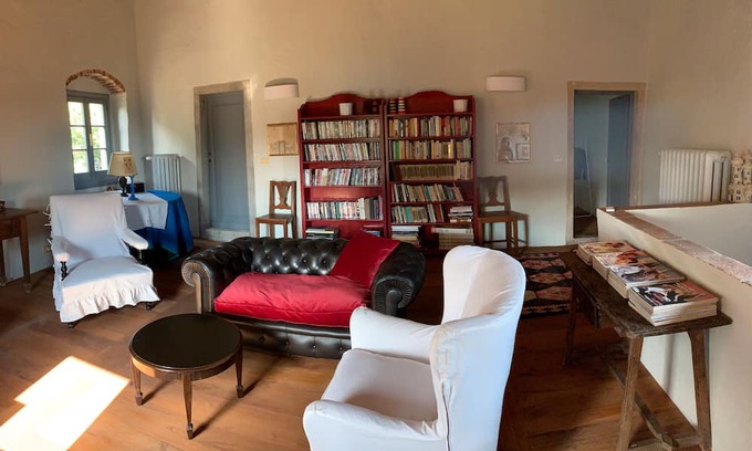 Barberino di Mugello House | Holiday Home 'Antico Casale Del Pozzo' with Private Terrace, Wi-Fi and Air Conditioning