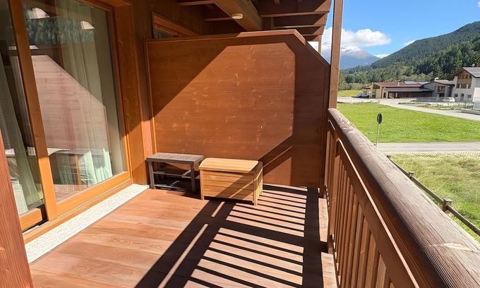 Valdidentro Apartment | Apartment 'Viola' with Mountain View, Balcony and Wi-Fi