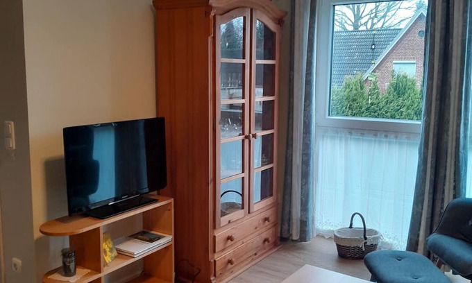 Bokelrehm Apartment | Apartment 'Upstairs' with Balcony and Wi-Fi