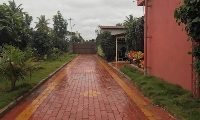 Chikkaballapur Apartment | Charming 1-bedroom apartment in delightful Nandi Hills with AC