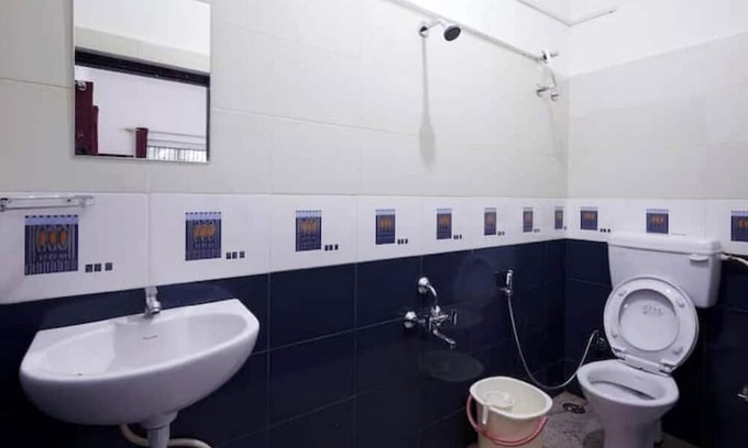 Chikkaballapur Apartment | Cozy 1-bedroom apartment in awesome Nandi Hills with AC