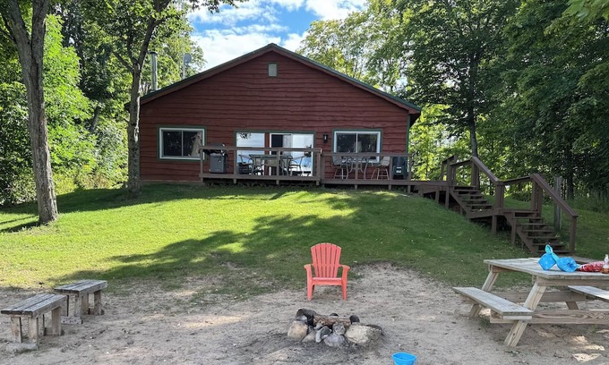 Germfask Cabin | Lakefront lodge - Sleeps 18+ guests!