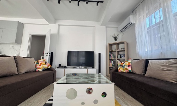 Ohrid Apartment | 3 Bedroom Apartment in Ohrid City Center