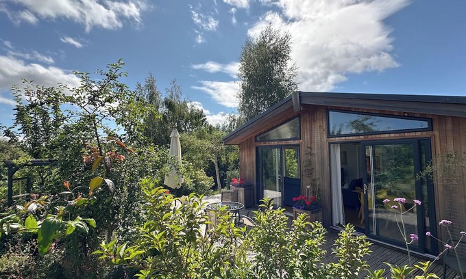 Hay-on-Wye House | Modern Country Retreat with Malvern Hills Views - Wye Knot